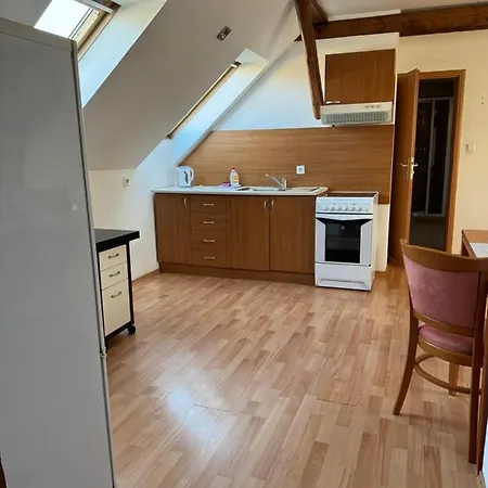 Apartment Dlabacova 2 *