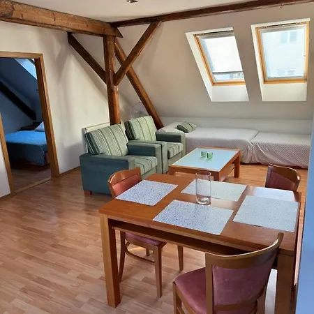 Dlabacova 2 Apartment